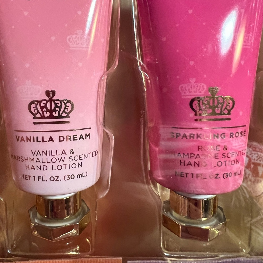 Juicy Couture Los Angeles NWT Assortment of 12 Mini Hand lotion Collection Set - Picture 4 of 12